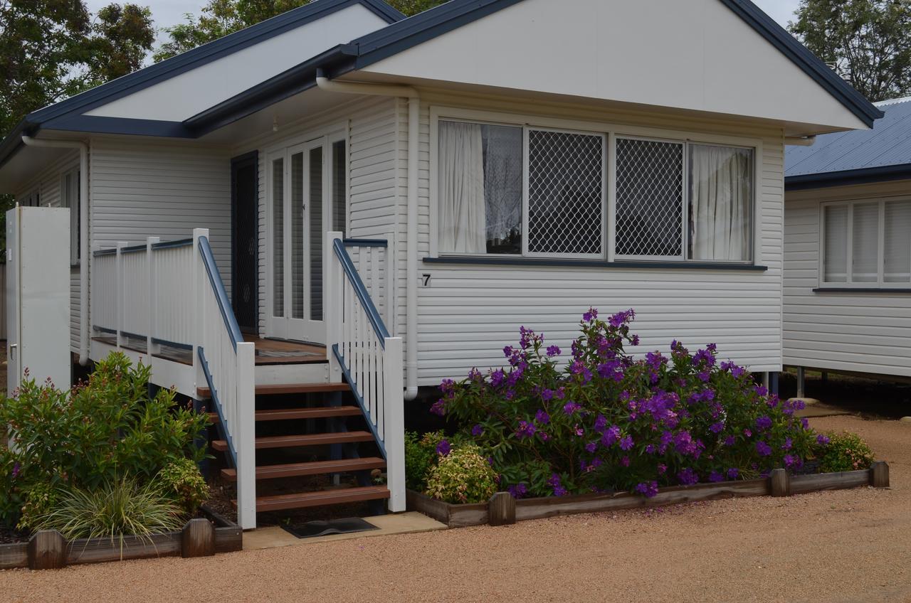 Wondai Accommodation Units And Villas Exterior foto